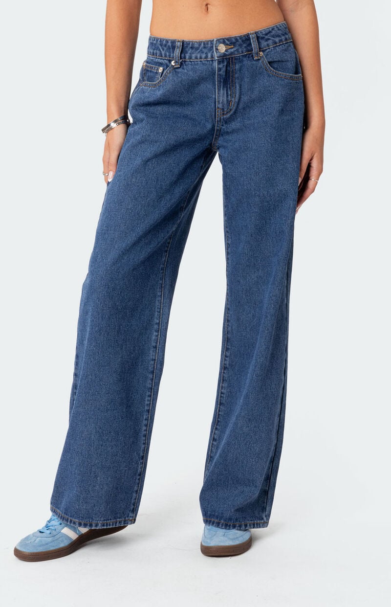 Edikted Raelynn Washed Low Rise Jeans